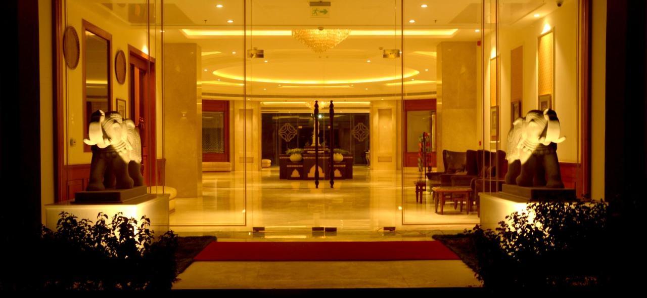 Hotel Chandela Khajuraho Khajurāho Exterior foto